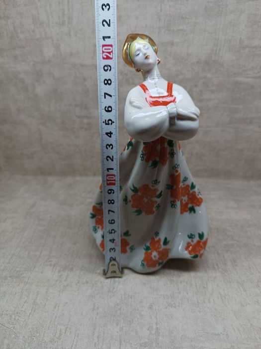 Kijów, porcelanowa figurka „Taniec rosyjski”