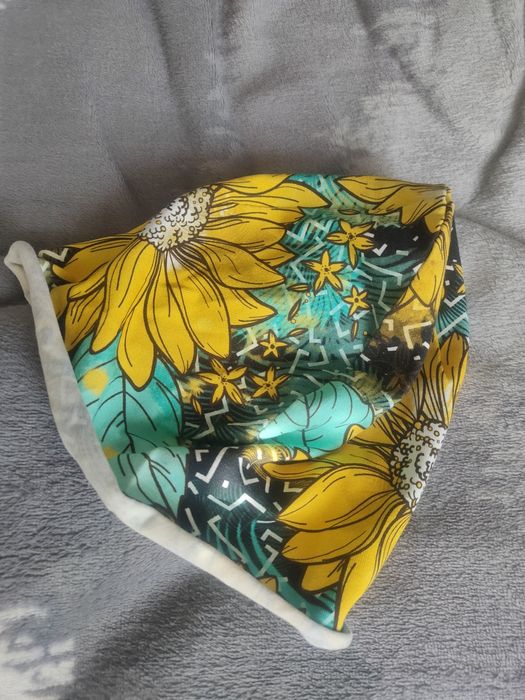 Czapka czapeczka cienka wiosna jesień