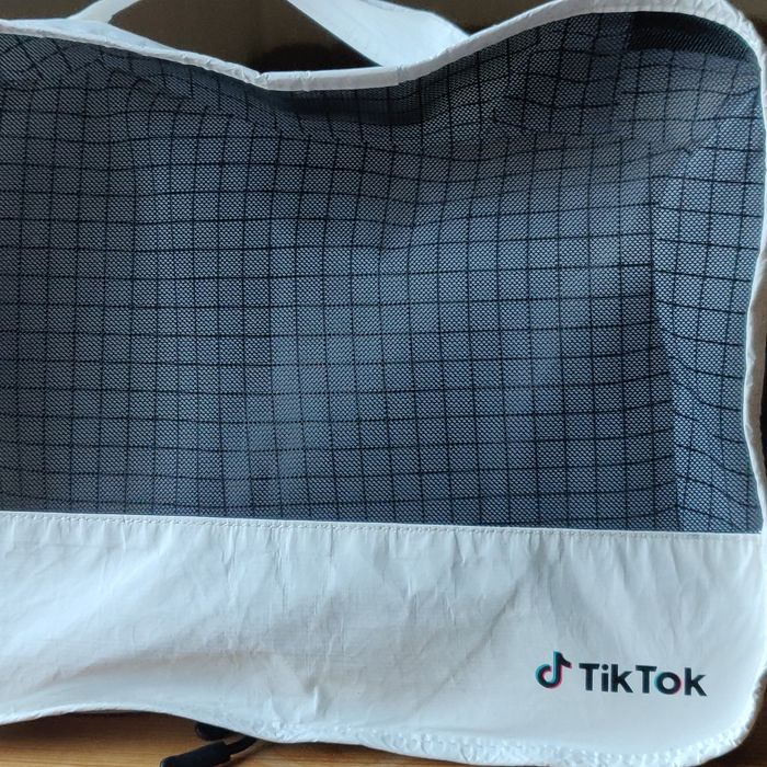 Kosmetyczka, torebka z siatką, TikTok