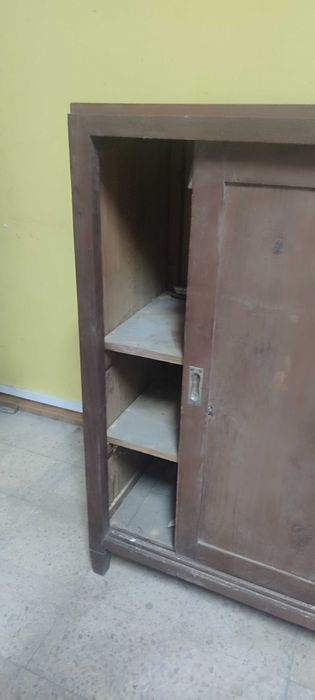 Louceiro Antigo c/ portas de correr