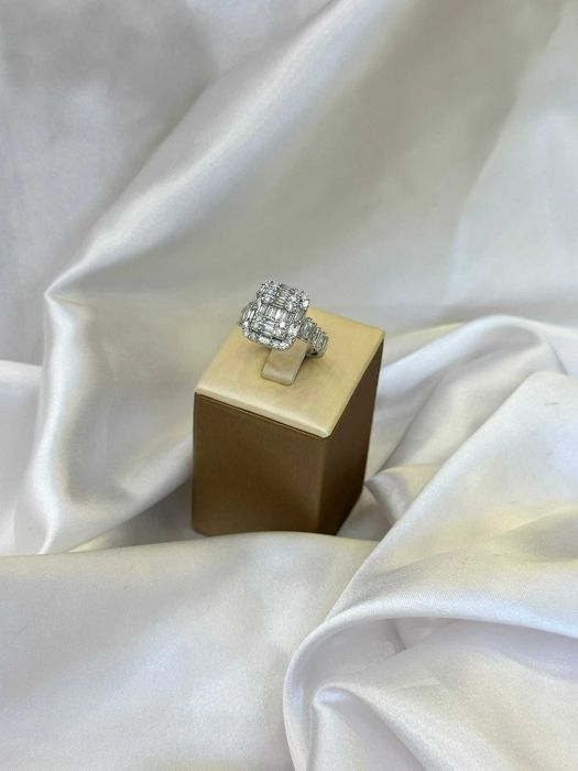 Pierścionek z diamentami naturalnymi 2.00 CT
