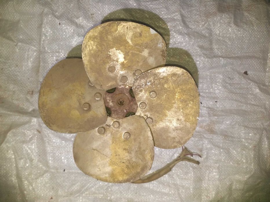 Электродвигатель тип АВЕ 052.