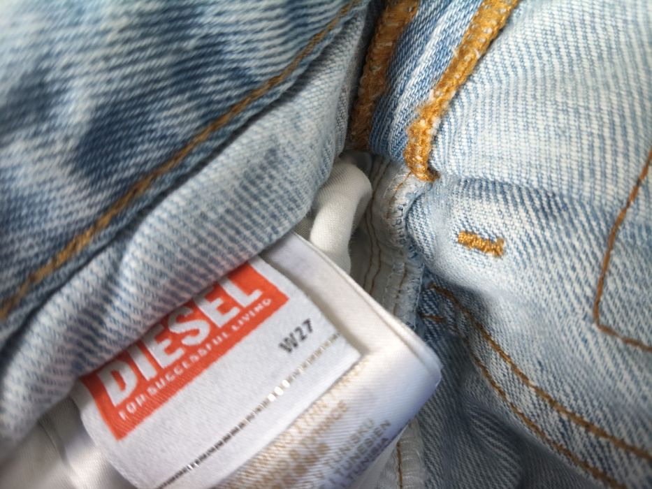Jeansy damskie Diesel