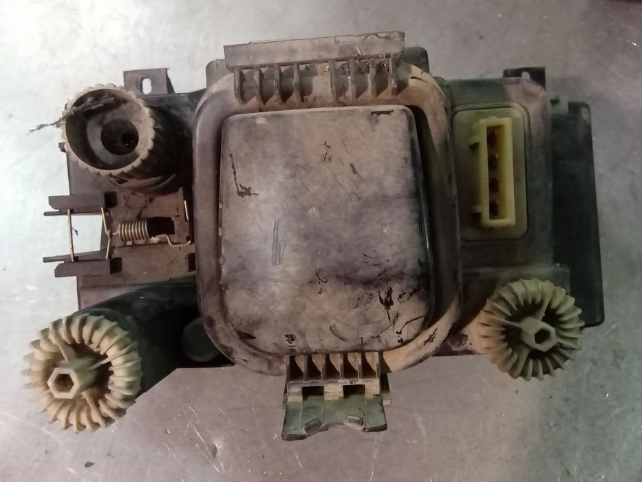 ÓTICA / FAROL SEAT IBIZA 6K 93-96 -DIREITO