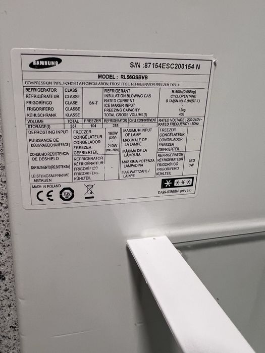 Pojemniki lodówka Samsung RL56GSBVB