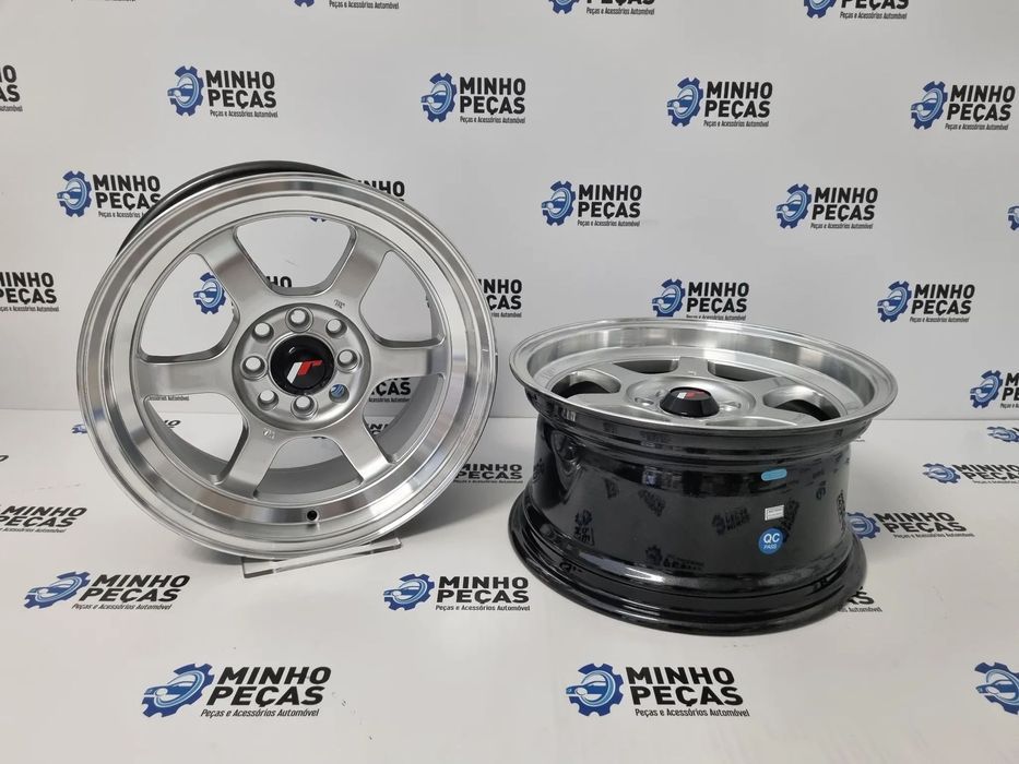 Jantes Japan Racing (JR12) em 15 Hyper Silver