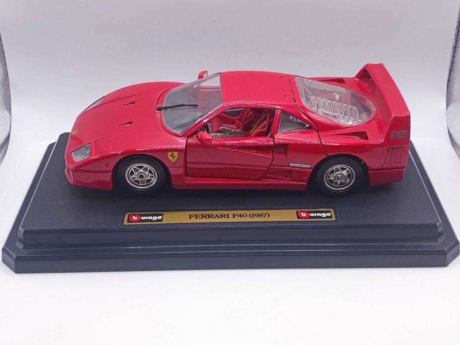 Model Burago Ferarri F40 1987 COD1542 1/24 Bijoux Collectio 698/03/25L