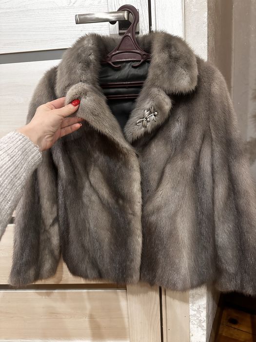 Натуральна норкова шубка автоледі