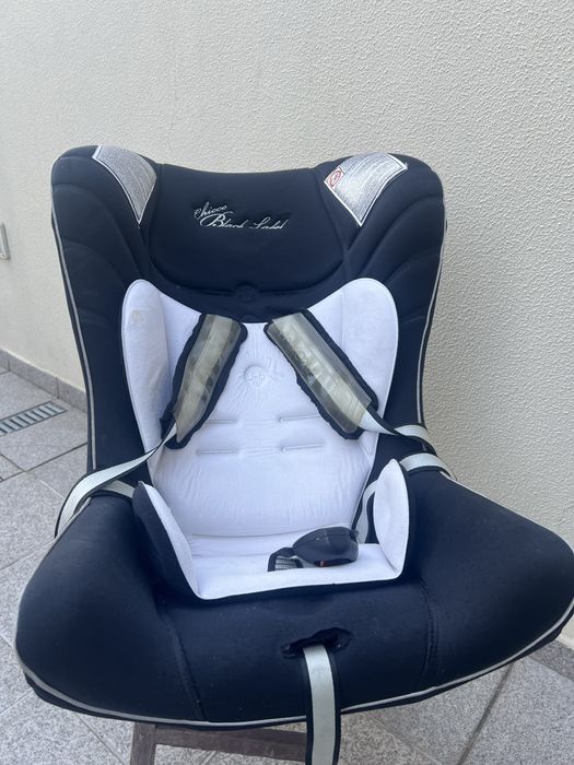 Chicco Black Label Cadeira auto evolutiva