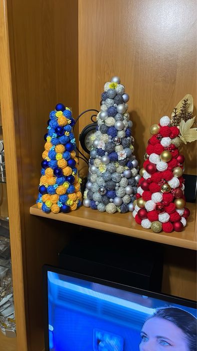 Ялинка декоративна