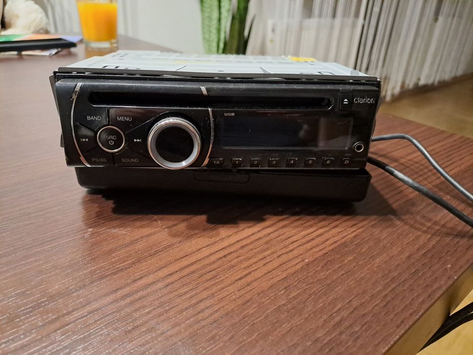 Radio samochodowe Clarion