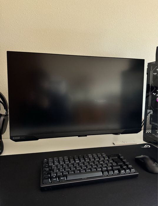 Monitor Gaming e Smart TV Samsung Odyssey G7 4k 144hz