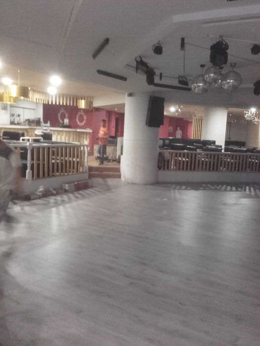 Aplicador piso flutuante e pavimento vinilico e rodapés ...