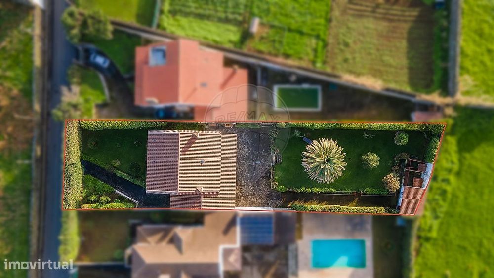 Moradia T4 para venda