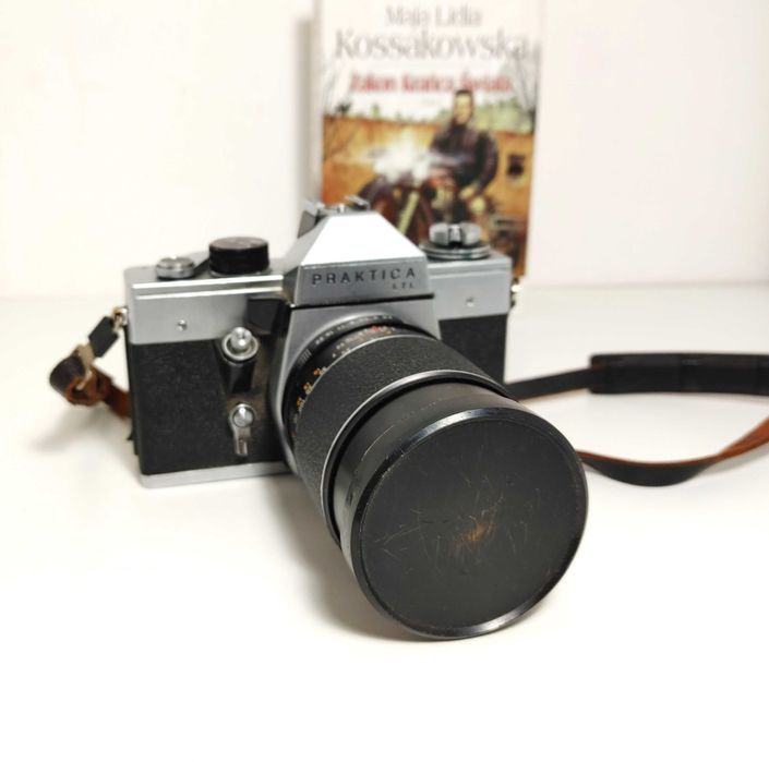 Analogowa Lustrzanka Retro Praktica LTL z Auto Chinon  135 mm f 1:2,8