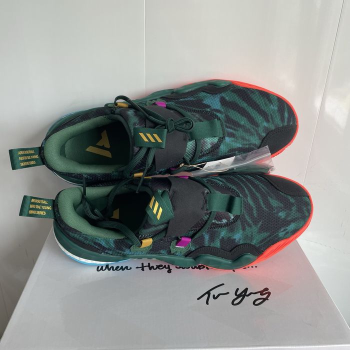 Adidas trae young Оригинал Баскетбольные кроссовки
