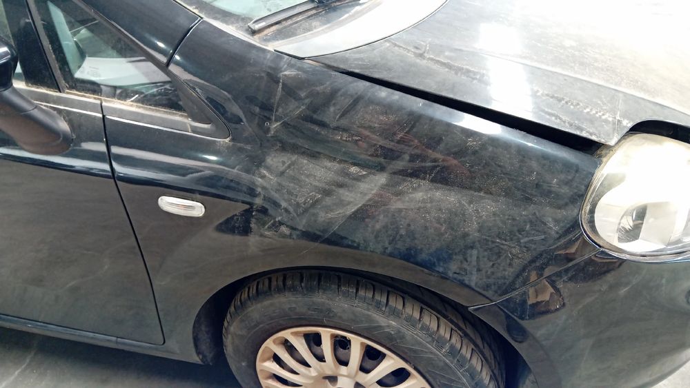 Guarda-lamas direito FIAT Punto Evo (199_)