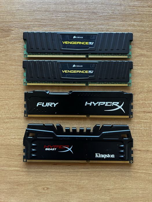 Оперативна пам'ять DDR3 Kingston HyperX Fury Black — 4GB