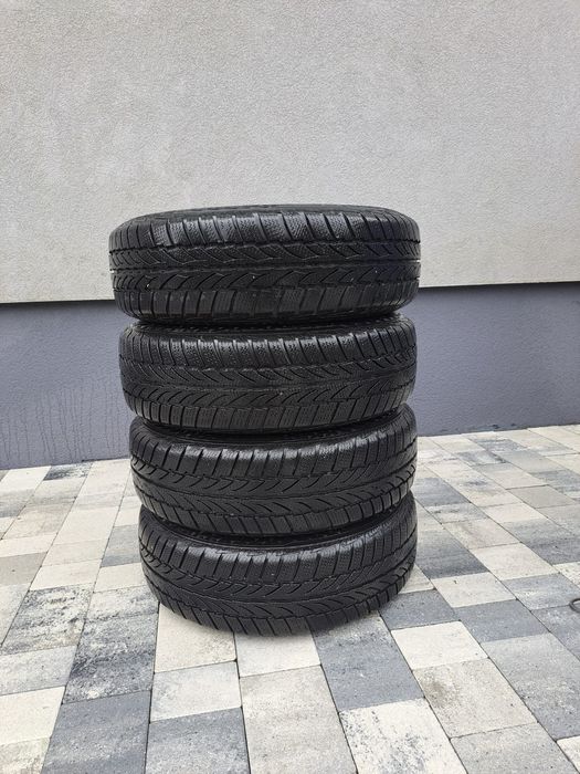 Koła opony z felgami 4 szt bardzo dobry stan 175/65 15R zimowe