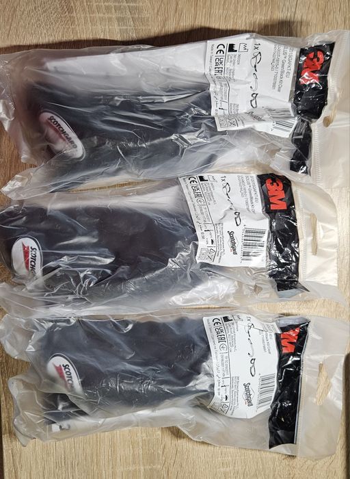 Очки 3М S1201SGAFKT Солус PC
Окуляри 3М™ Solus™