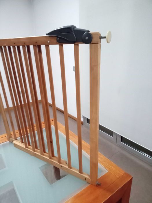 Barreira de Segurança/Grade de Escadas Indowoods Nicolas (Largura ajustável: De 78,5 cm a 113,5 cm)