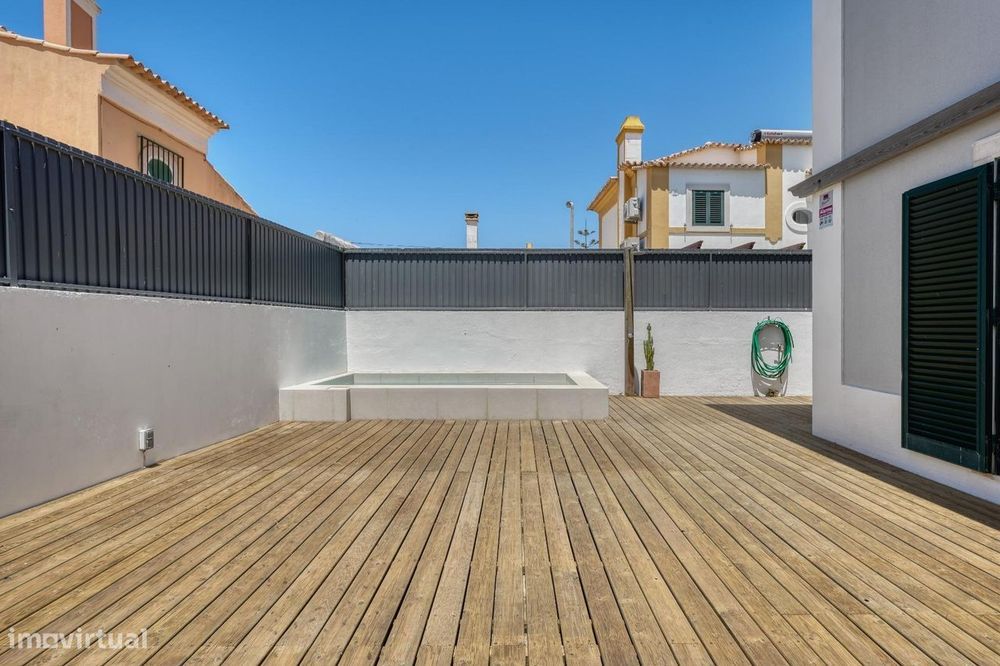 T4 Renovada com Piscina a 1km da Praia do Guincho | Areia, Cascais