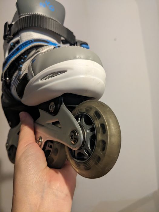 Дитячі ролики та шолом