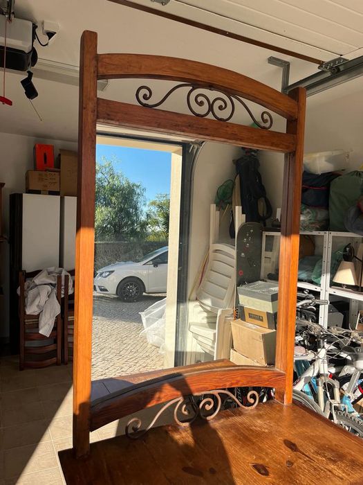 Conjunto cómoda + 2 mesas de cabeçeira + cabeçeira de cama