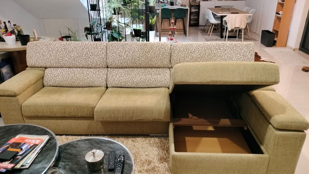 Sofa com chaise longue