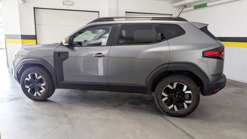 Vende-se Dacia Duster 4x4 Extreme Mild-Hybrid — Com Garantia até 2028