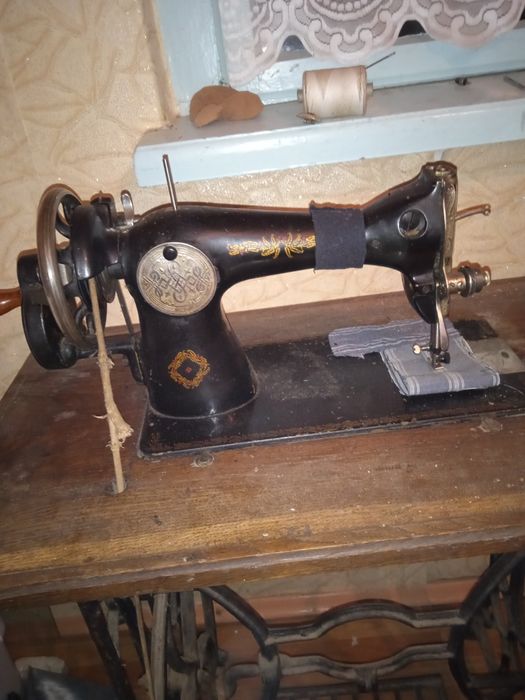 Швейна машинка старий варіант