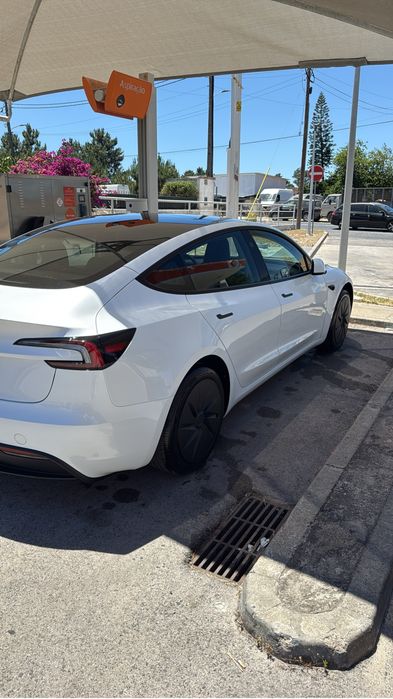 Tesla Model 3 Novo para Aluguer TVDE – Pronto a Trabalhar