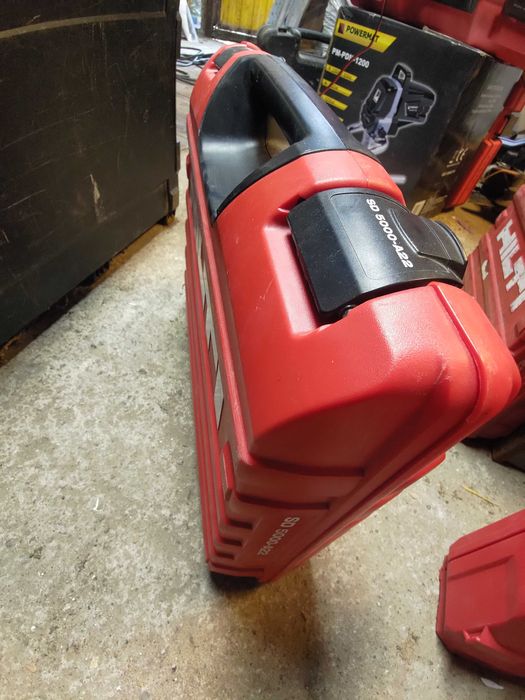 akumulatorowa wkrętarka do płyt G-K Hilti SD 5000-A22 magazynek SD-M 1