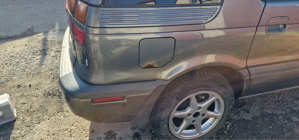 Mitsubishi Space Wagon