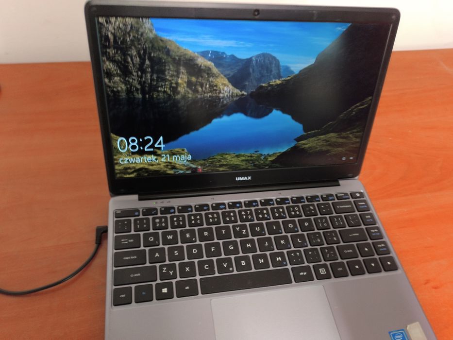UMAX / Intel N4100 / 4GB RAM / Windows 10 PL / bateria 100%