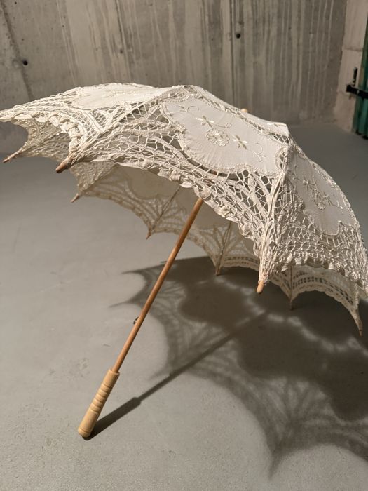 Piekna koronkowa parasolka vintage