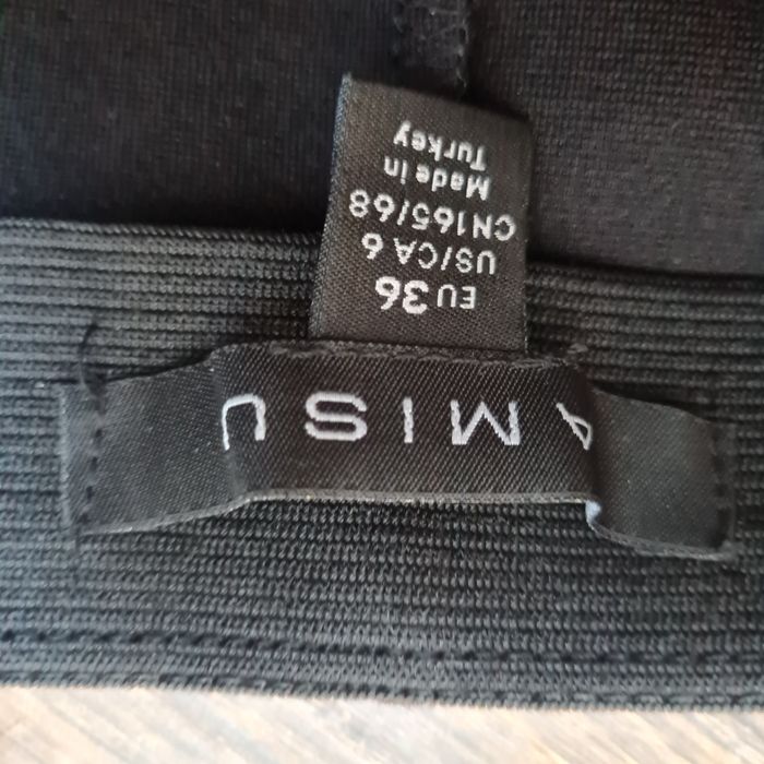 Czarna ołówkowa spódnica rozmiar S