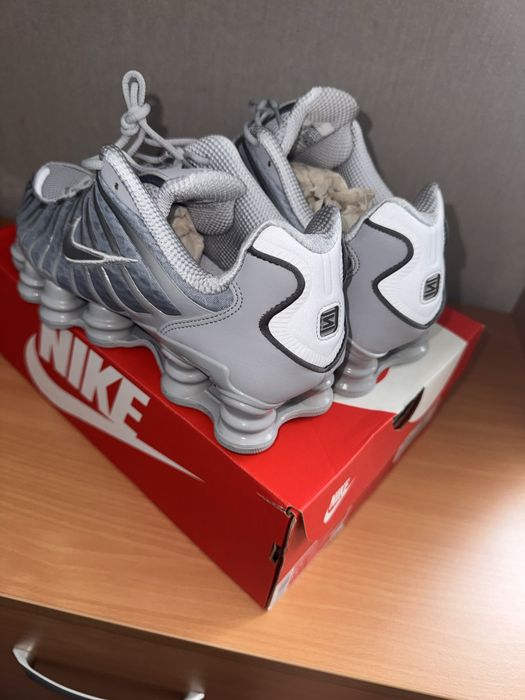 Nike Shox Wolf Grey