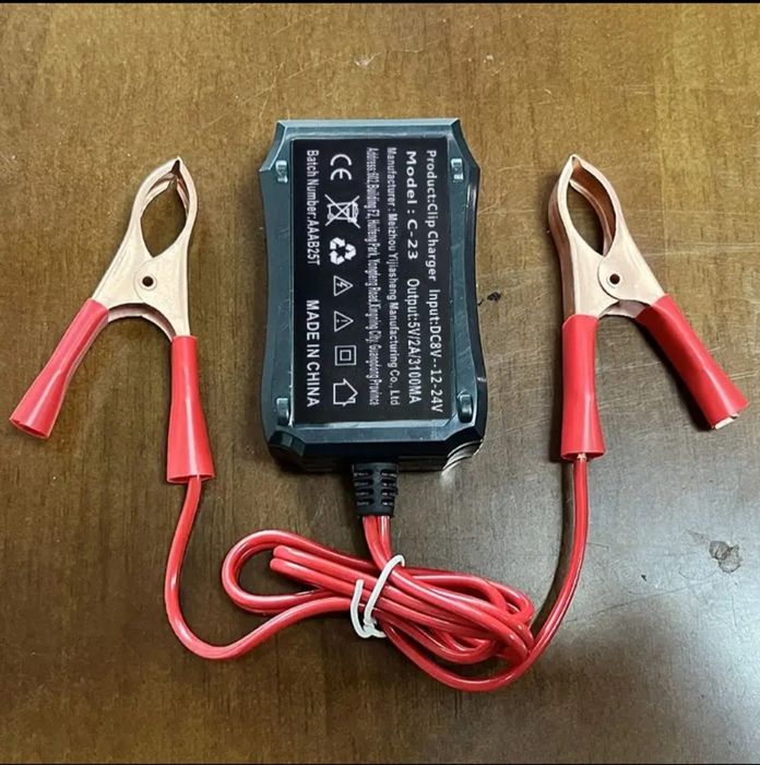 Адаптер-конвертер DC12V-24V QC3.0 USB 5V3А