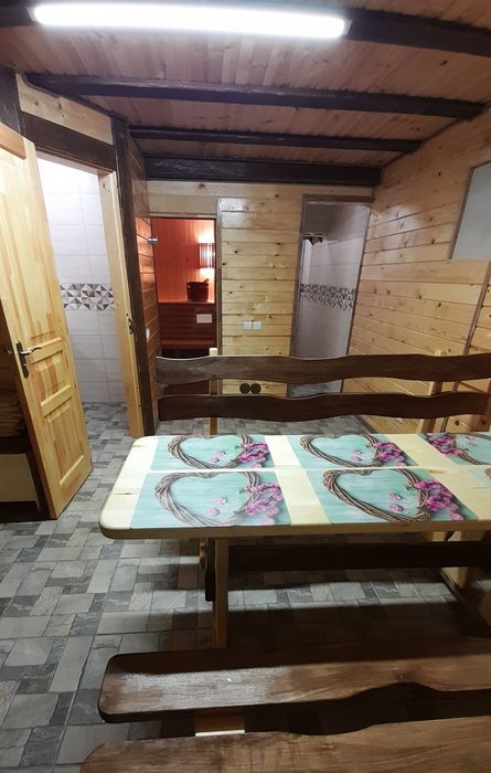 Оренда котеджу неподалік лісу та гір в Карпатах