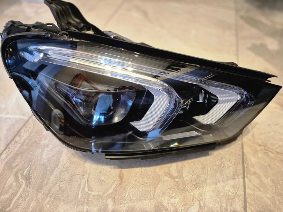 Lampa prawa Mercedes Gle Multibeam led 167