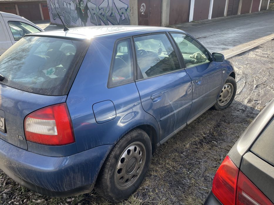 Audi A3 1.6 MPi 2002r 5D 206tys km