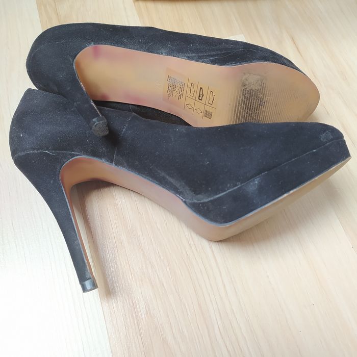 buty rozmiar 37 firmy H&M szpilki   kolor czarny