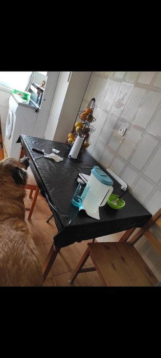 Mesa de cozinha com 4 cadeiras