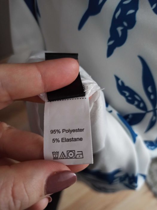 Biało niebieska sukienka z dłuższym tyłem r. 42