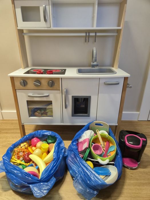Kuchnia zabawkowa + gadżety