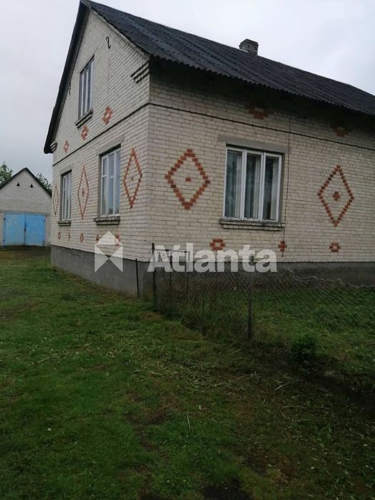 Продаж будику з ділянкою в Наварії