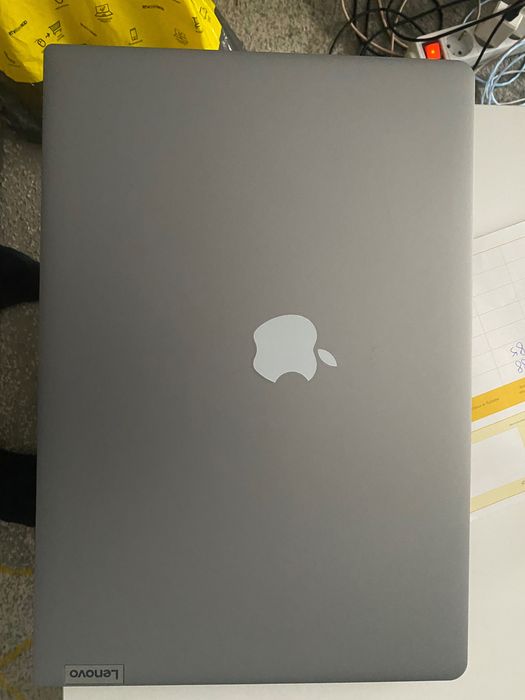 Lenovo ideapad 3