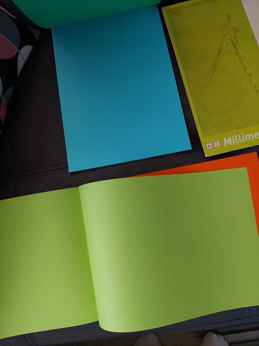 *** zestaw różności plastycznych ***