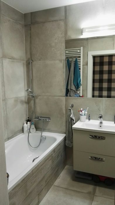 Pokój jednoosobowy z balkonem do wynajęcia
